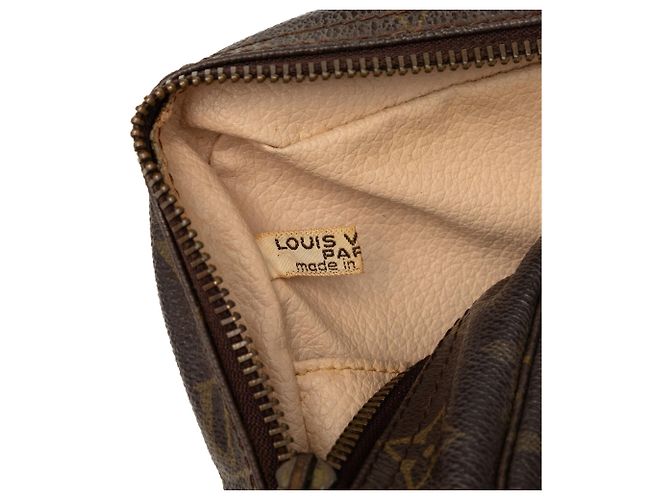 Pochette de toilette Louis Vuitton Monogram marron 28 Clutch Bag - vue 5