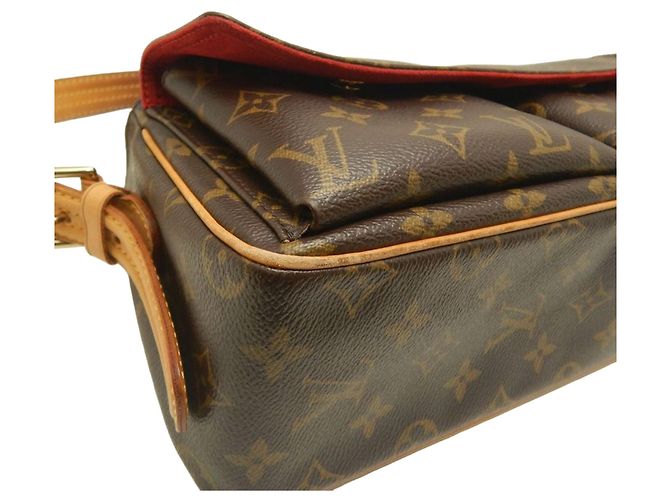 Borsa a tracolla Louis Vuitton Monogram Viva Cite MM marrone - vista 12