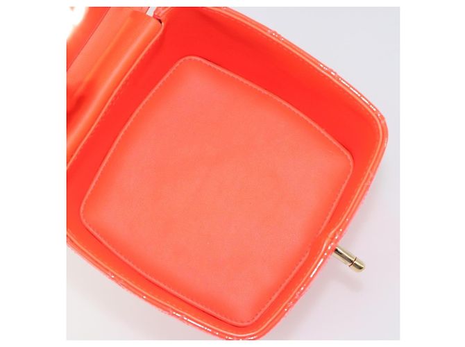 Chanel Make-up-Etui Minaudière gestepptes Lack Mini Rot - Ansicht 5