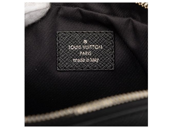 Borsa a tracolla Black Louis Vuitton Monogram Eclipse Outdoor Bumbag Belt Bag Nero - vista 5