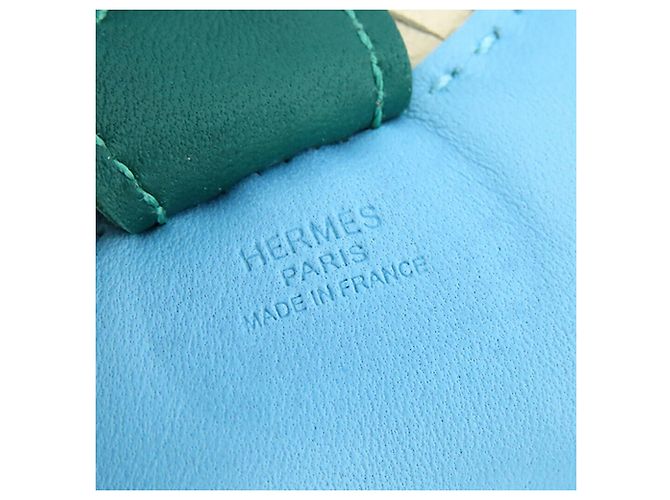 Charm per borsa Blue Hermès Milo in agnello Grigri Rodeo PM Portachiavi - vista 4