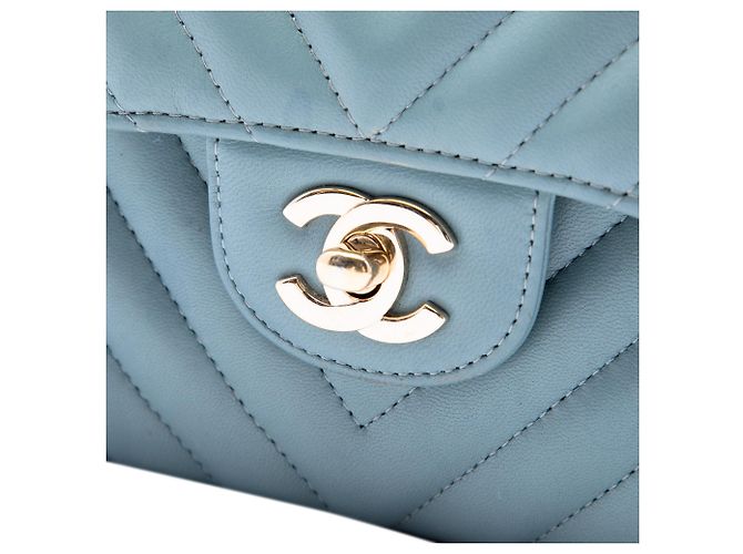 Borsa a tracolla Chanel Small Classic Chevron in agnello blu - vista 5