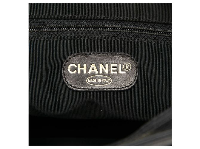 Borsa a tracolla Chanel Triple CC Caviar nera Nero - vista 5