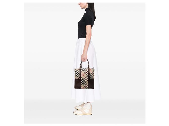 Tote in lana Burberry Supernova Check beige - vista 6