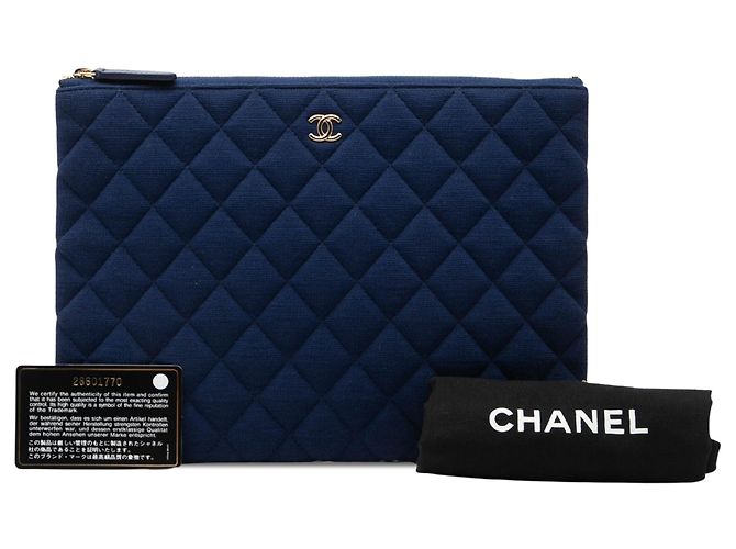Clutch in Jersey Trapuntato Blu Chanel Medium - vista 8