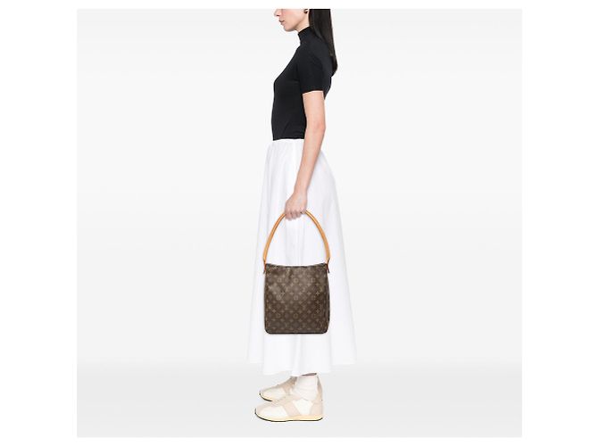 Bolso de hombro Louis Vuitton Monogram Looping GM marrón Castaño - vista 8