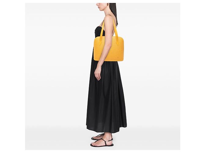 Borsa a tracolla Louis Vuitton Epi Lussac gialla Giallo - vista 7