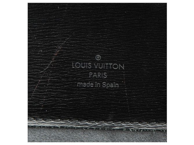 Borsa a tracolla Louis Vuitton Epi Cluny nera Nero - vista 5