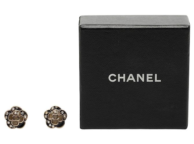 Orecchini a fiore in smalto nero Chanel CC in ottone, perle finte e strass - vista 4
