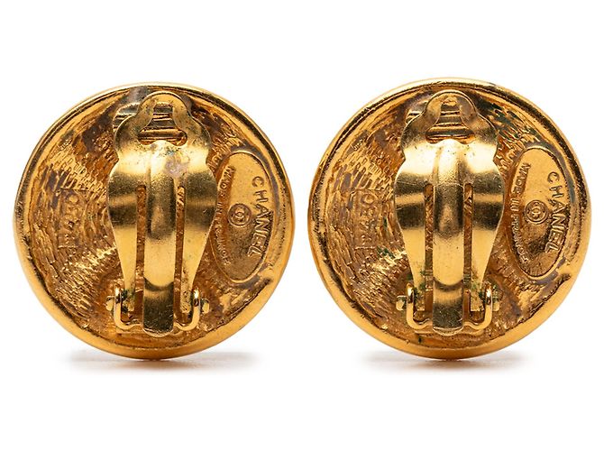Orecchini a clip Chanel dorati trapuntati D'oro - vista 2
