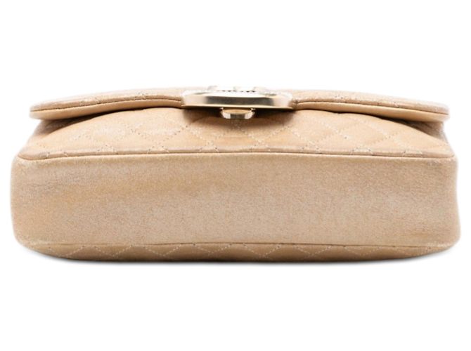 Borsa a tracolla Chanel Small Quilted Iridescent Lambskin Pearl CC Crystal Flap oro D'oro - vista 3