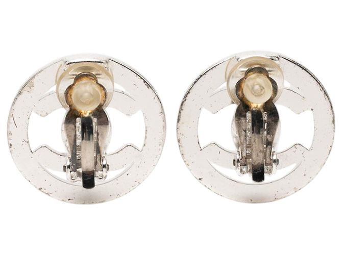 Orecchini a clip rotondi Chanel CC in ottone con chiusura a vite argentati Argento - vista 2