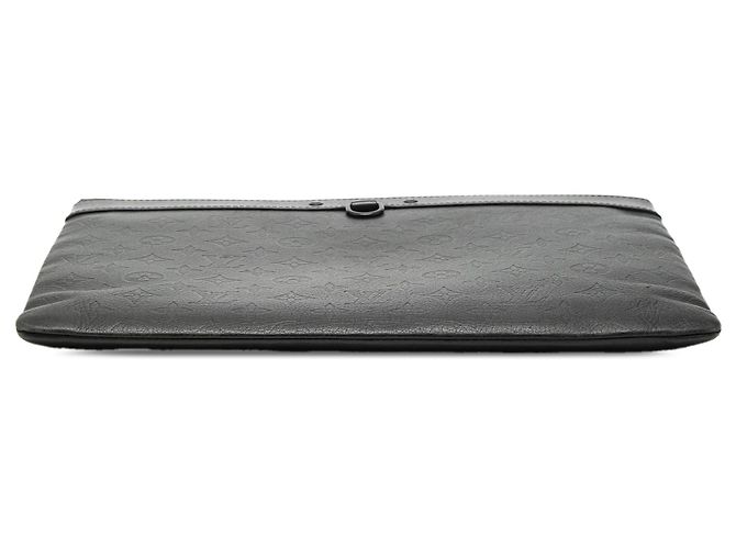 Pochette Louis Vuitton Monogram Shadow Discovery nera Nero - vista 3
