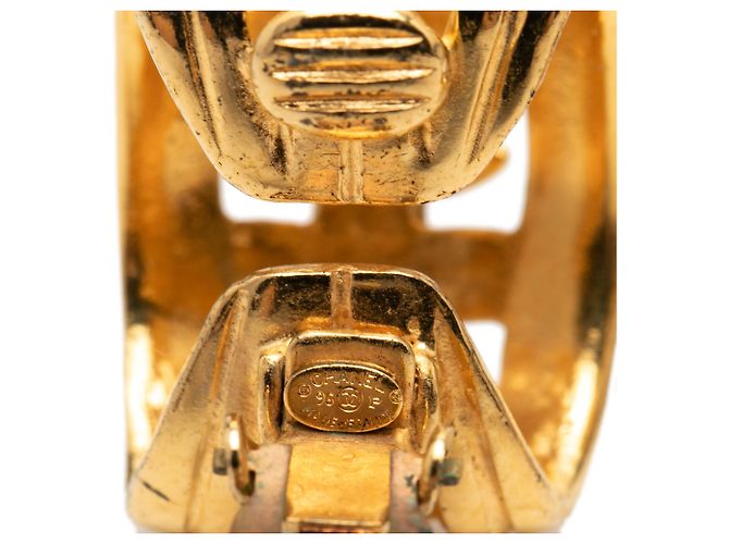 Orecchini a cerchio con clip Chanel CC placcati oro D'oro - vista 3