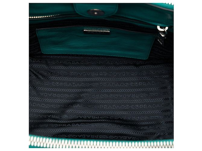Double Bolso satchel Prada Glace Calf verde con dos bolsillos y doble asa - vista 4
