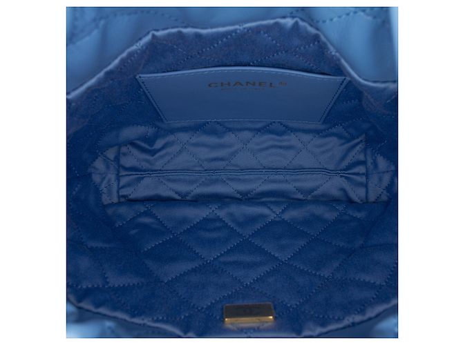 Borsa a mano Chanel Mini Shiny Calfskin 22 blu - vista 4
