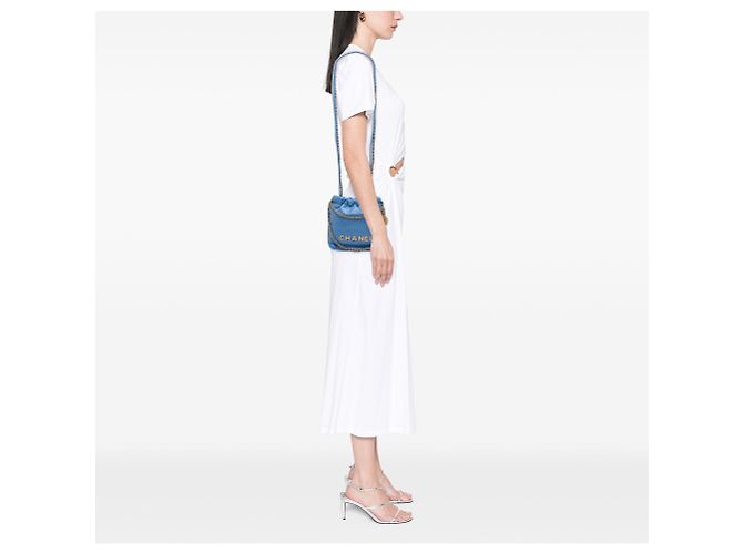Borsa a mano Chanel Mini Shiny Calfskin 22 blu - vista 6