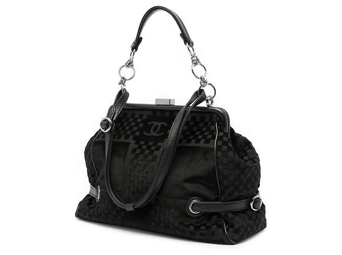 Borsa Chanel CC Check Embossed Velvet Belted Side Frame Bag nera Nero - vista 2