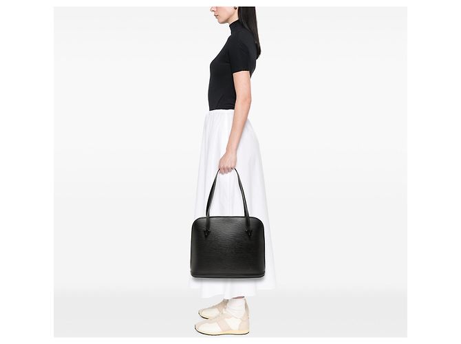 Borsa a tracolla Louis Vuitton Epi Lussac nera Nero - vista 7