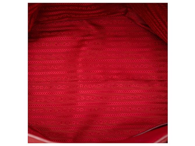 Borsa Tote Convertibile con Tasca Anteriore in Vitello Daino Rosso Prada - vista 4