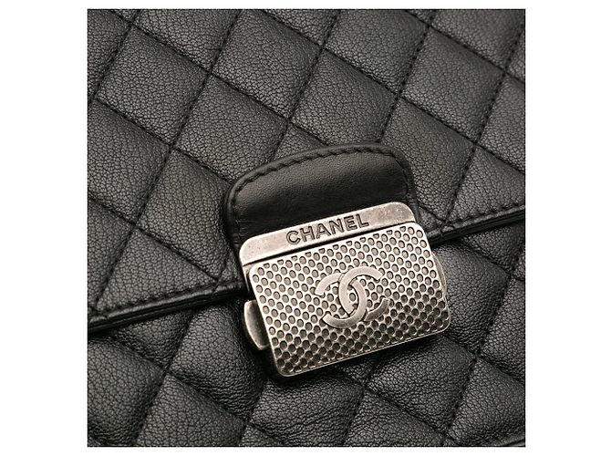 Borsa a tracolla Chanel Medium Quilted Goatskin CC University Flap Nera Nero - vista 8