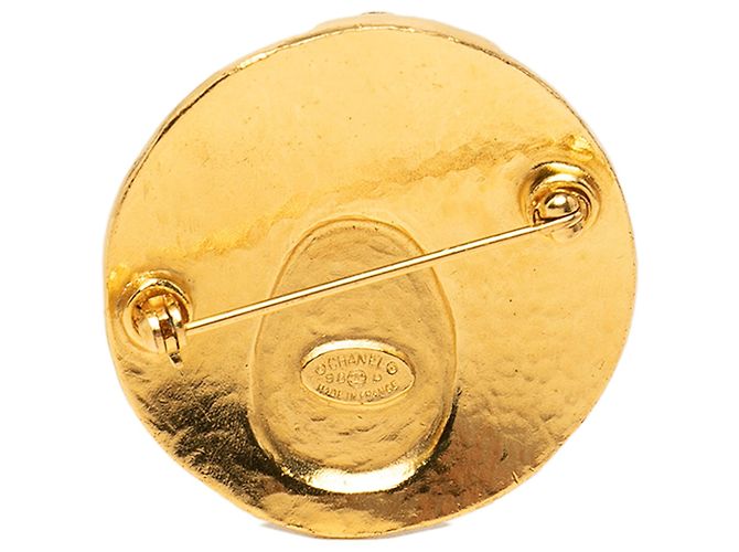 Spilla rotonda Chanel CC placcata oro Gripoix D'oro - vista 2