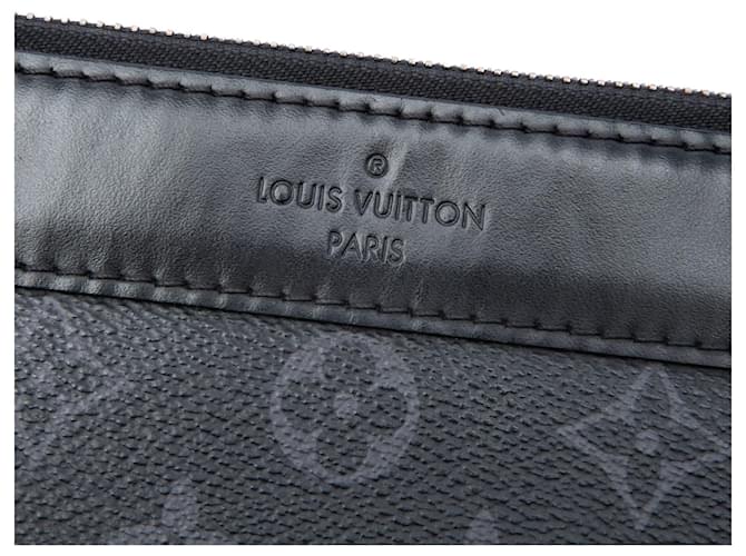 Pochette GM Louis Vuitton Monogram Eclipse Discovery nera - Clutch Nero - vista 5