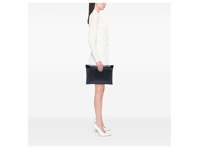 Pochette GM Louis Vuitton Monogram Eclipse Discovery nera - Clutch Nero - vista 6