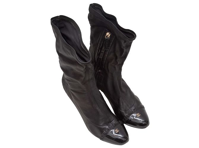 Chanel Cap-Toe CC Mid-Calf Stiefel Schwarz Größe 41 - Ansicht 2
