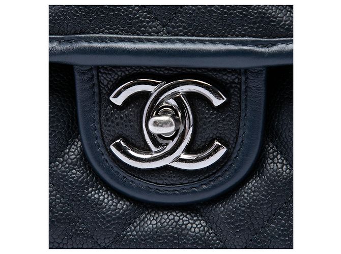 Borsa a tracolla Chanel Medium Quilted Caviar French Riviera Flap Blu - vista 5