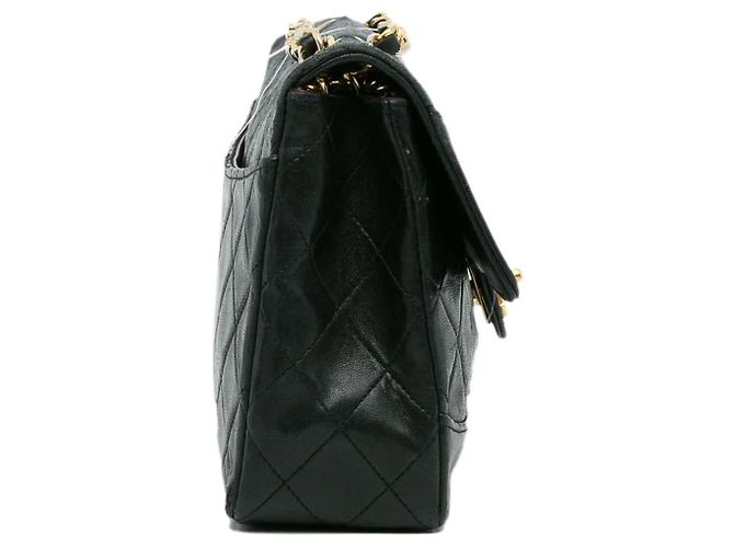 Borsa a tracolla Chanel in agnello trapuntato nero - vista 4