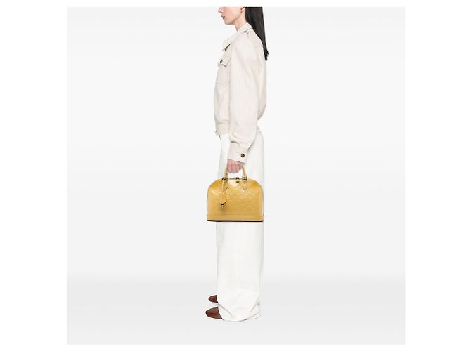 Borsa Louis Vuitton Monogram Vernis Alma PM Beige - vista 5