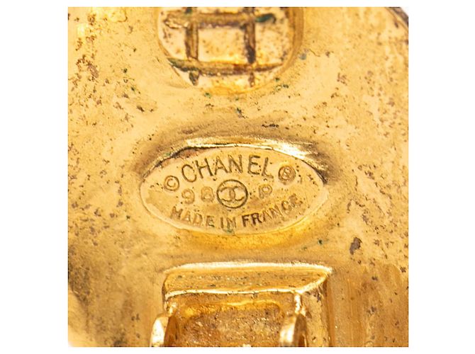 Orecchini a clip rotondi Chanel CC placcati oro D'oro - vista 3