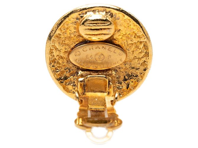 Orecchini a clip rotondi Chanel CC placcati oro D'oro - vista 3