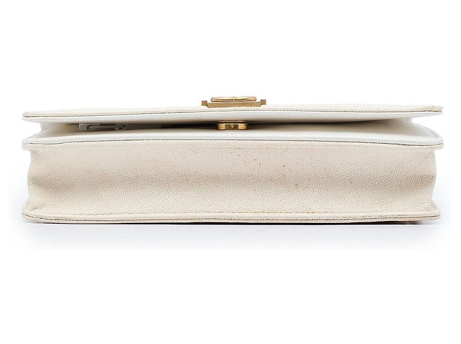 Borsa a tracolla con catena Boy Chanel in caviar trapuntato bianco - vista 3