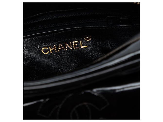 Borsa Camera Chanel CC trapuntata in vernice nera Nero - vista 5