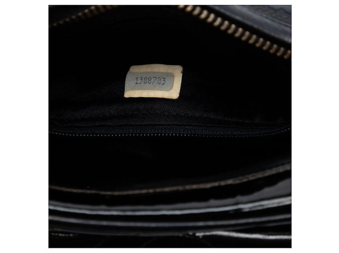 Borsa Camera Chanel CC trapuntata in vernice nera Nero - vista 6