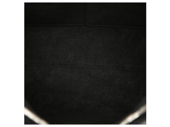 Borsa Louis Vuitton Epi Cluny BB nera Nero - vista 4