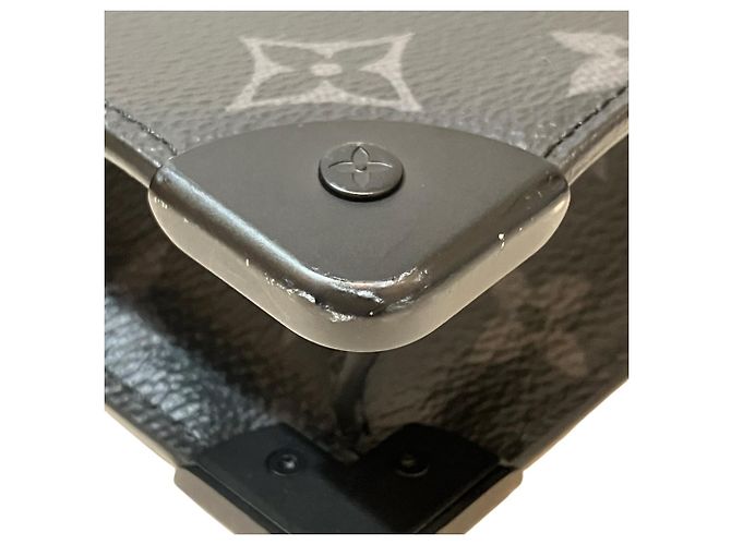 Pochette Louis Vuitton Monogram Eclipse Noir - vue 6