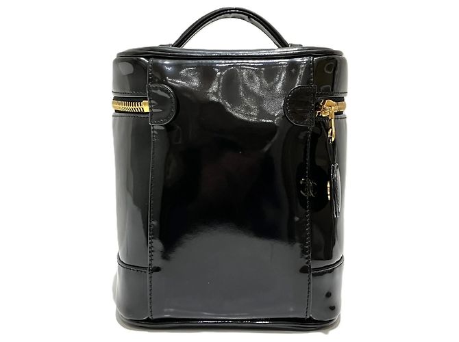 Bolso Vanity de piel esmaltada Chanel Negro - vista 2
