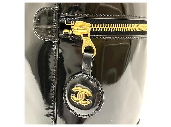 Bolso Vanity de piel esmaltada Chanel Negro - vista 8