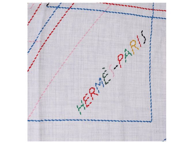 Sciarpa in Cashmere e Seta Hermès Carré Géant "PIQUE SELLIER" in Grigio - vista 9