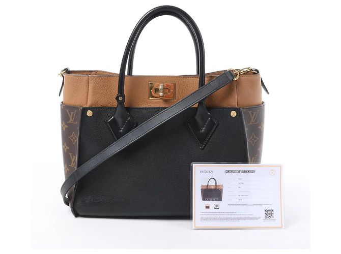 Borsa a mano 2Way Louis Vuitton On My Side MM Monogram Leather marrone x nero M53823 - vista 15