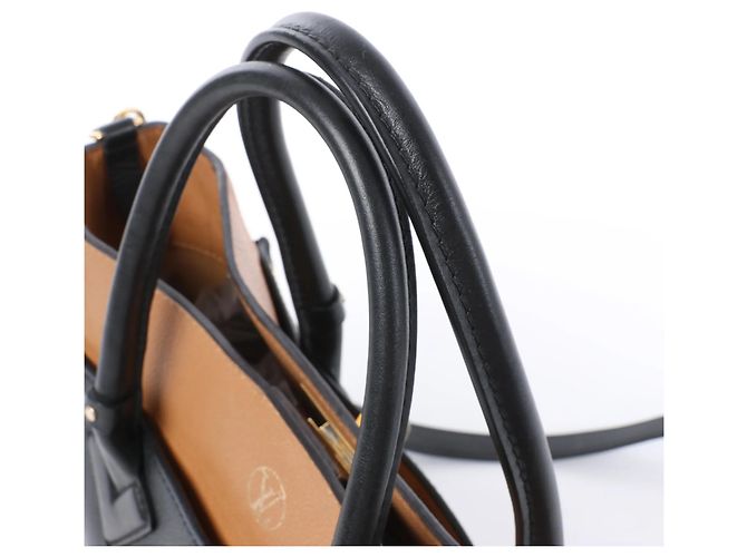 Borsa a mano 2Way Louis Vuitton On My Side MM Monogram Leather marrone x nero M53823 - vista 6