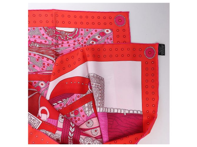 Carré 90 Hermès "SELLE DE DIGNITAIRE" Fazzoletto di seta Rosa - vista 2
