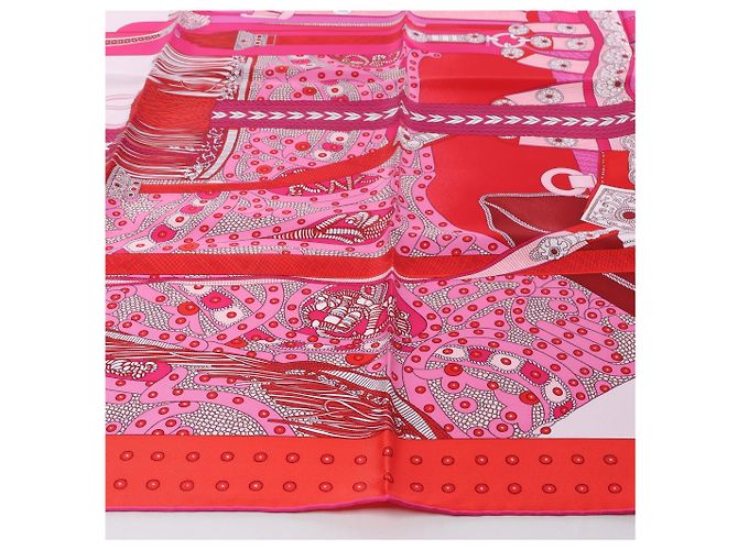 Carré 90 Hermès "SELLE DE DIGNITAIRE" Fazzoletto di seta Rosa - vista 5
