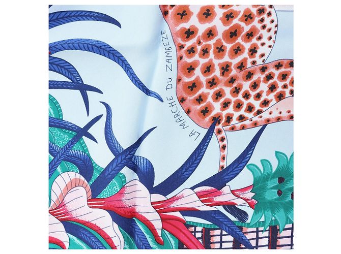 Carré 90 Hermès "LA MARCHE Du ZAMBEZE" in seta blu - vista 11