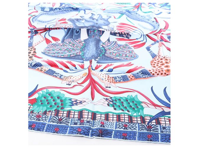 Carré 90 Hermès "LA MARCHE Du ZAMBEZE" in seta blu - vista 7