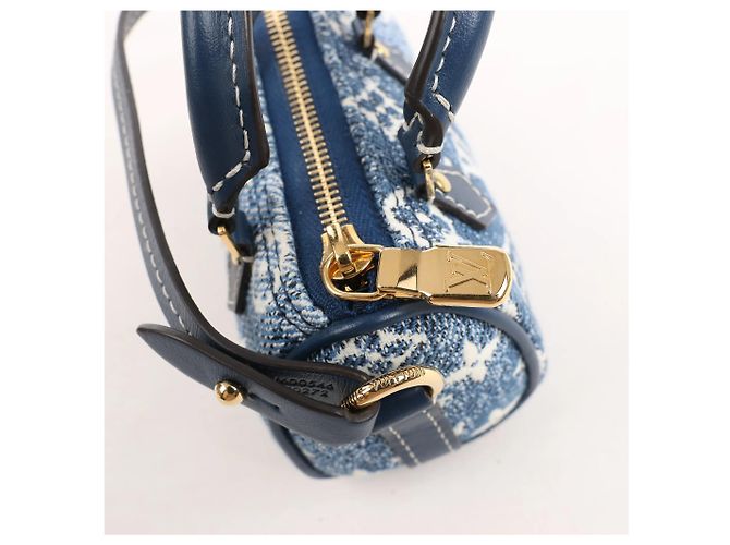 Louis Vuitton Speedy Micro Monogram Denim Handtasche in Blau Marineblau - vista 4