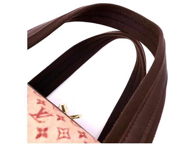 Borsa Louis Vuitton Josephine GM Rosso - vista 9